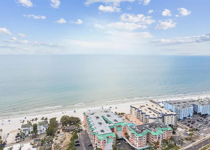 Ocean & Pool View Appartement